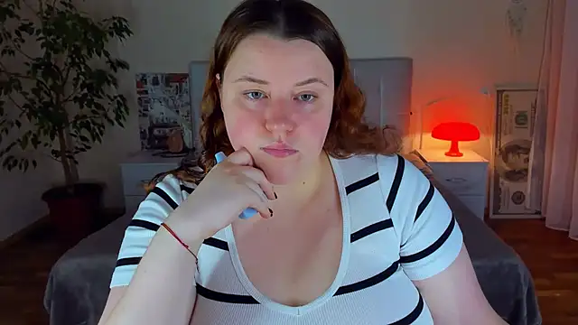 PolinaSalvatore online show from 9, 7, 2026