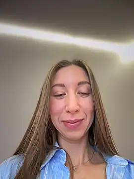 EvaCatt online show from 11, 2, 2026