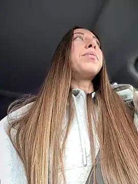 EvaCatt online show from 2, 4, 2026