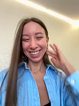 EvaCatt online show from 8, 10, 2025