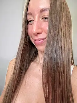 EvaCatt online show from 4, 3, 2026