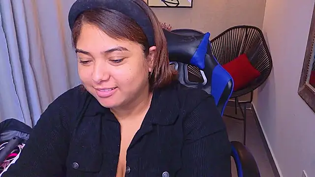 Snapshot of Kenya--Buhle chatting on 16, 6, 2026 Kenya--Buhle online show from 16, 6, 2026