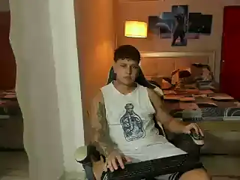 Snapshot of Jake_simons chatting on 13, 2, 2025 Jake simons online show from 13, 2, 2025