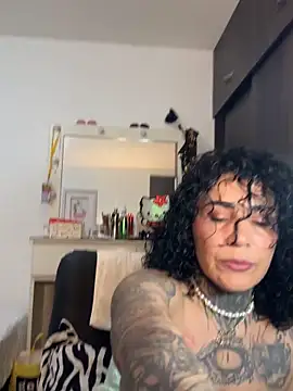 girl tatto13 online show from 16, 11, 2025