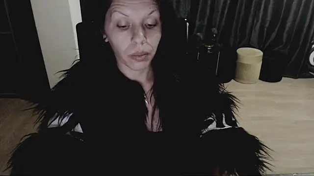 GoldenSasha online show from 7, 10, 2025