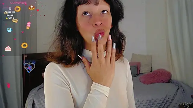 Summer XO online show from 23, 11, 2025