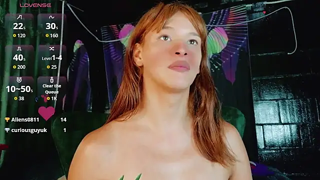 Snapshot of Summer_XO chatting on 19, 5, 2026 Summer XO online show from 19, 5, 2026
