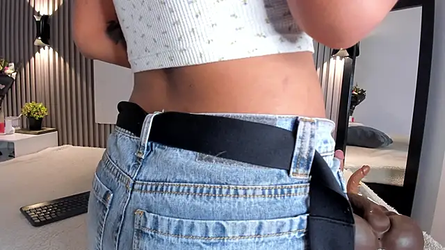 Zafiiraa online show from 24, 10, 2025