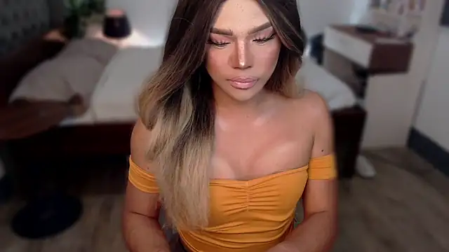 liaa lurrecams online show from 24, 4, 2026