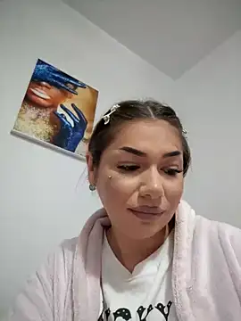 Ella sweety online show from 8, 11, 2025