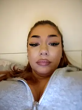 Ella sweety online show from 21, 12, 2025