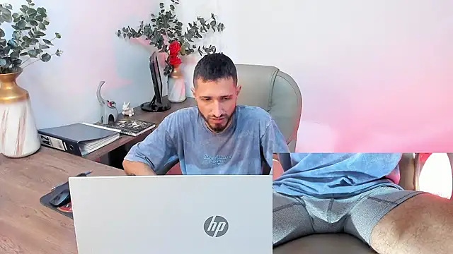 sam bisex online show from 25, 2, 2026