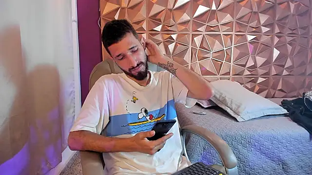 sam bisex online show from 18, 3, 2026