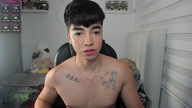 santy7v7 online show from 4, 3, 2026