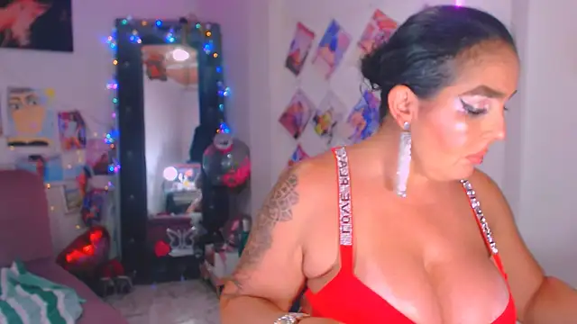 Snapshot of sweet_vanessa_22 chatting on 4, 6, 2026 sweet vanessa 22 online show from 4, 6, 2026