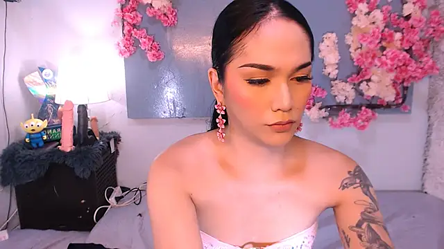 Oriental Tiara online show from 5, 10, 2025