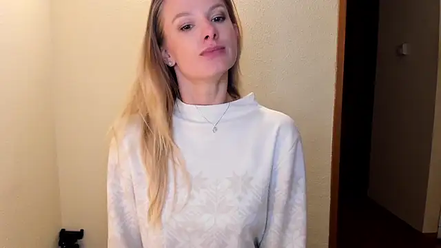 Snapshot of Annloveyou chatting on 26, 10, 2025 Annloveyou online show from 26, 10, 2025