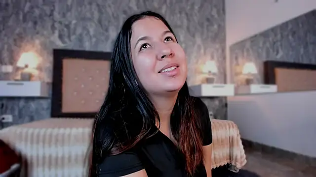 Lia sarahi online show from 18, 10, 2025