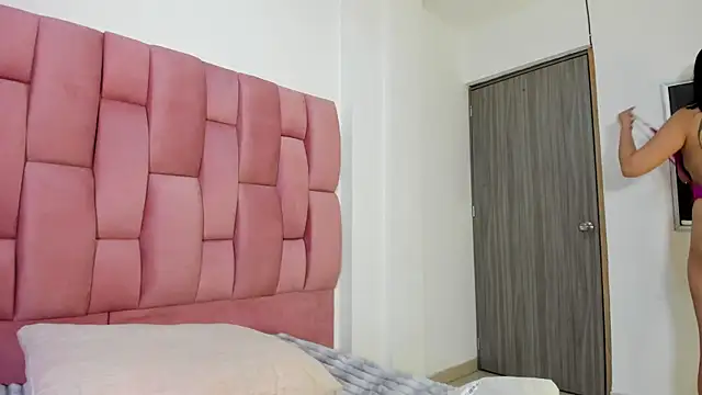 Lia sarahi online show from 15, 1, 2026