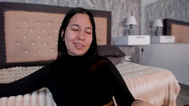 Lia sarahi online show from 2, 10, 2025