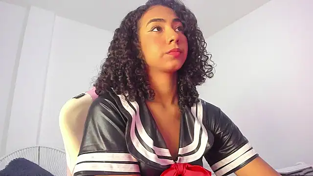 Snapshot of khaliope chatting on 7, 10, 2025 khaliope online show from 7, 10, 2025
