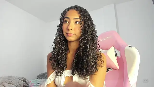Snapshot of khaliope chatting on 14, 7, 2026 khaliope online show from 14, 7, 2026