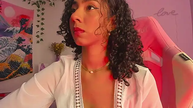 Snapshot of khaliope chatting on 12, 12, 2024 khaliope online show from 12, 12, 2024