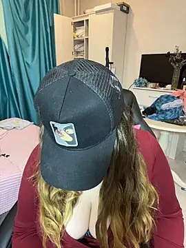 DienkaGreen online show from 7, 2, 2026