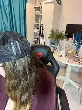 DienkaGreen online show from 16, 1, 2026