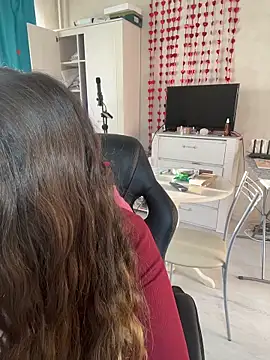 DienkaGreen online show from 15, 2, 2026