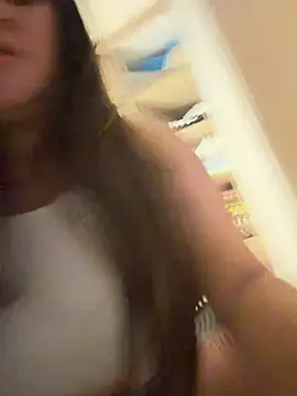 Snapshot of lena_paulxo chatting on 25, 5, 2026 lena paulxo online show from 25, 5, 2026