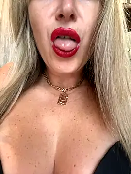 Kittenforyou online show from 12, 10, 2025