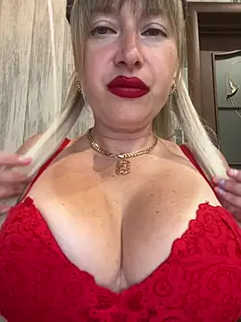 Snapshot of Kittenforyou chatting on 9, 7, 2026 Kittenforyou online show from 9, 7, 2026