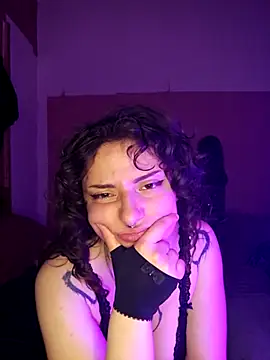 Snapshot of Moxxxie chatting on 28, 4, 2026 Moxxxie online show from 28, 4, 2026