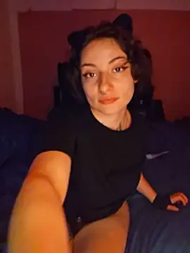 Snapshot of Moxxxie chatting on 23, 5, 2026 Moxxxie online show from 23, 5, 2026