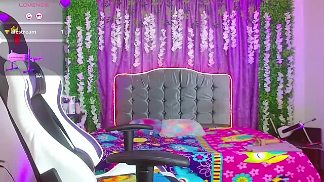 ariana-lopez online show from 21, 10, 2025