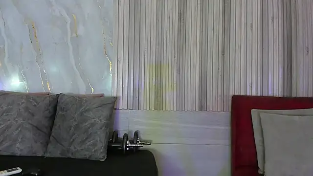 BriannaChelsea online show from 28, 5, 2026