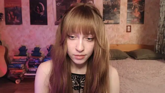 Friendly Ellie online show from 5, 4, 2026