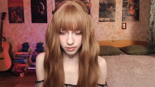 Friendly Ellie online show from 17, 11, 2025