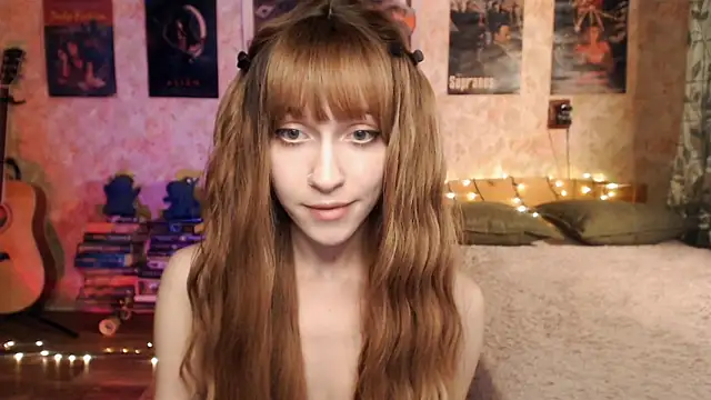 Friendly Ellie online show from 20, 12, 2024