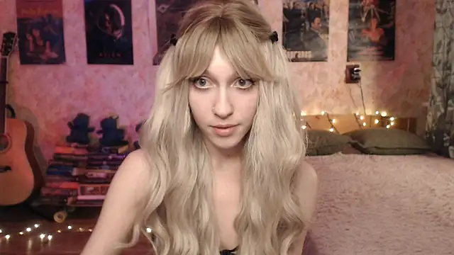 Friendly Ellie online show from 15, 1, 2025