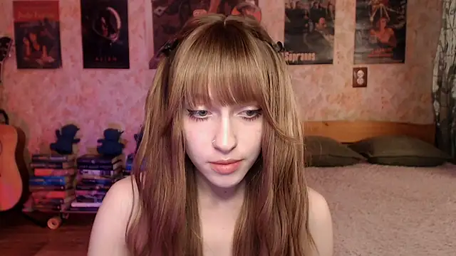 Snapshot of Friendly_Ellie chatting on 27, 5, 2026 Friendly Ellie online show from 27, 5, 2026