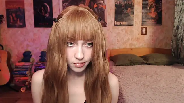 Friendly Ellie online show from 3, 12, 2025