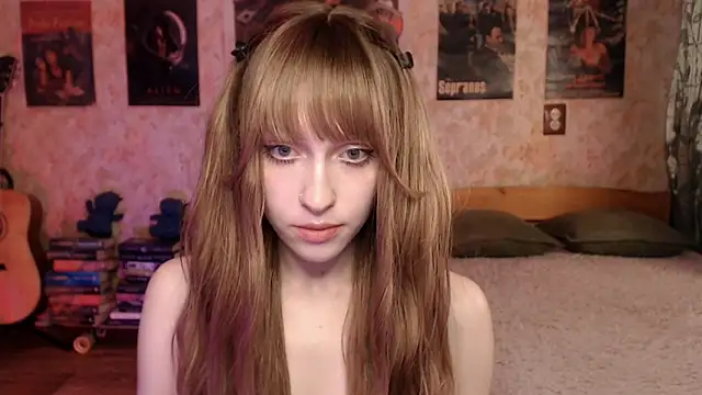 Snapshot of Friendly_Ellie chatting on 26, 5, 2026 Friendly Ellie online show from 26, 5, 2026