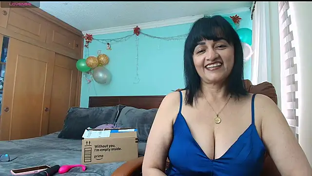 ISABEEL SOFIA01 online show from 10, 6, 2026