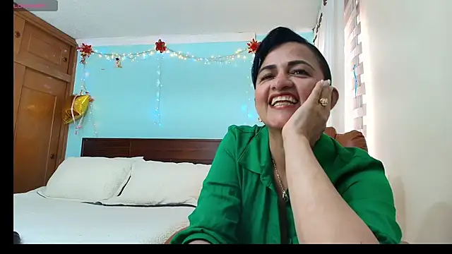 ISABEEL SOFIA01 online show from 18, 7, 2026
