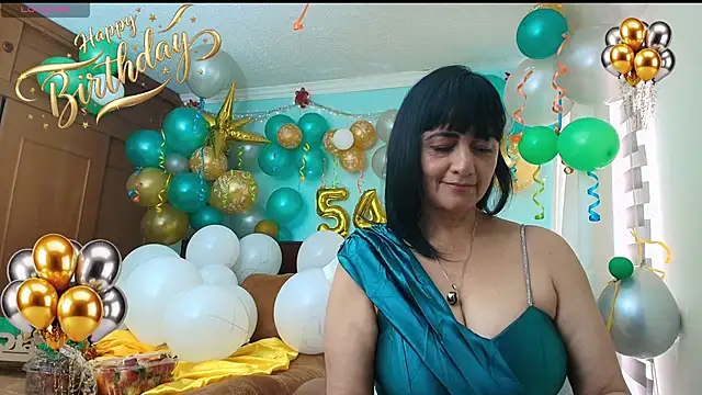 ISABEEL SOFIA01 online show from 4, 6, 2026