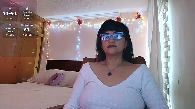 ISABEEL SOFIA01 online show from 25, 3, 2026