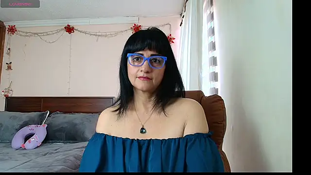 ISABEEL SOFIA01 online show from 22, 4, 2026