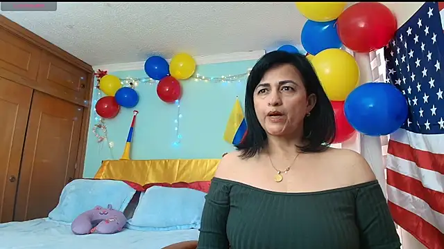 ISABEEL SOFIA01 online show from 24, 6, 2026